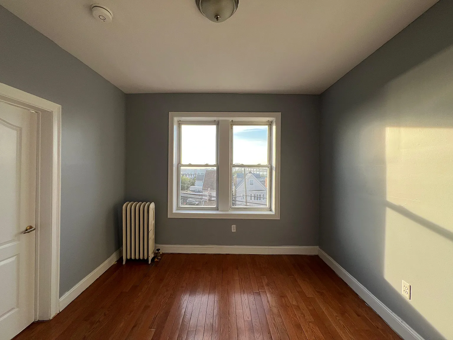 1204-06 Kennedy Blvd — Photo 4
