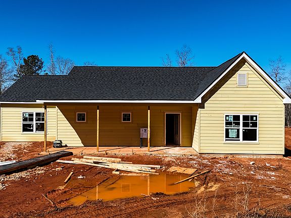 3rd image of 331 Andrews Mill Rd