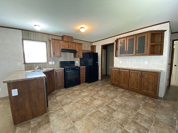 2nd image of 3470 Creekside Blvd #19