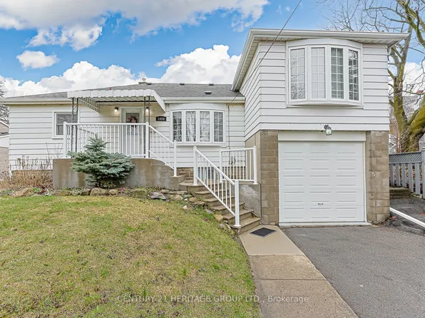 1059 Gorham St, Newmarket, ON L3Y 5G9