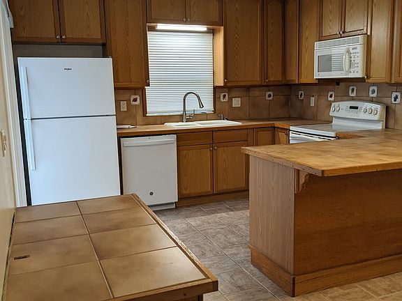 2nd image of 1402 Nebraska Ave APT 15C