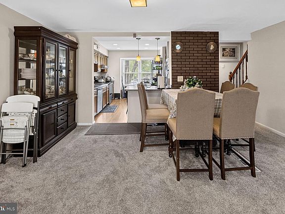 3rd image of 14920 Ashford Pl