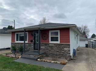 458 Stephens Rd, Akron, OH 44312