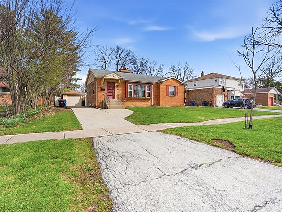 2nd image of 1644 187th St
