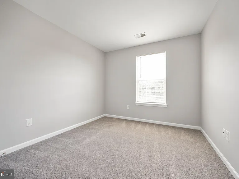 947 Chase Walk — Photo 22