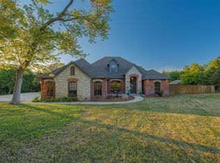 10901 Hunters Pointe, Edmond, OK 73034