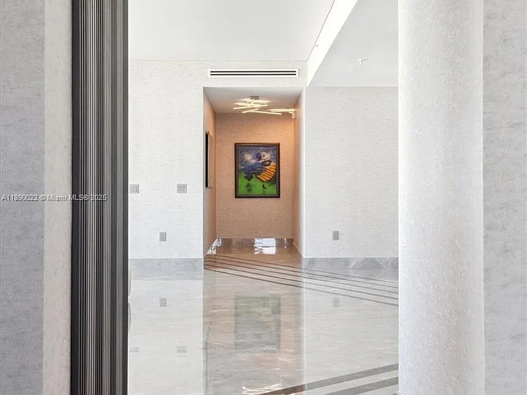 330 Sunny Isles Blvd #5-UPH04 — Photo 14