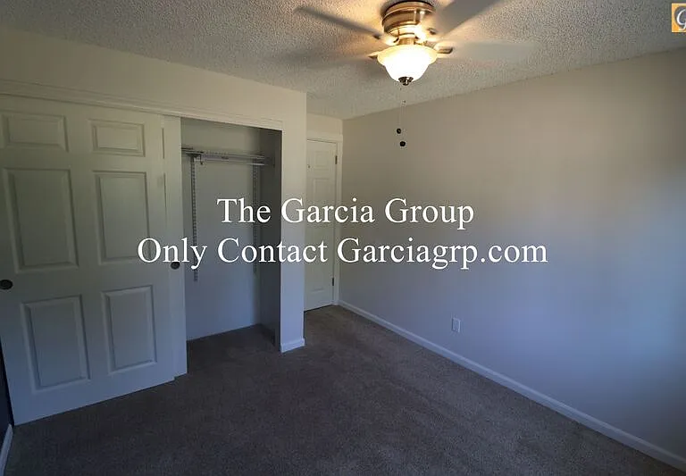 1102 NE Kathryn St — Photo 31