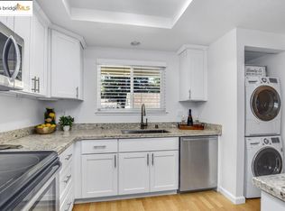 2587 Oak Rd APT A, Walnut Creek, CA 94597