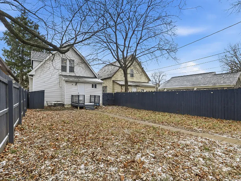 931 N Oakland Ave — Photo 21