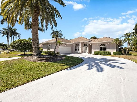 5th image of 867 Saint Andrews BLVD