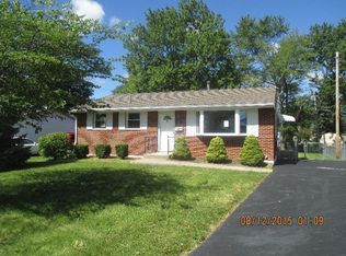 499 Maple Dr, Columbus, OH 43228