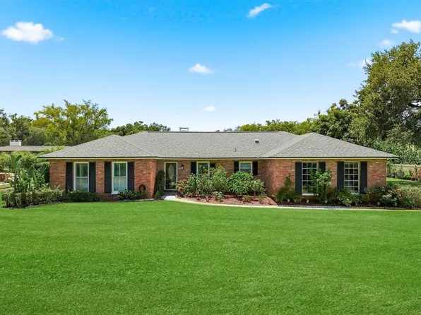 920 LAKE FOREST ROAD, CLEARWATER, FL 33765