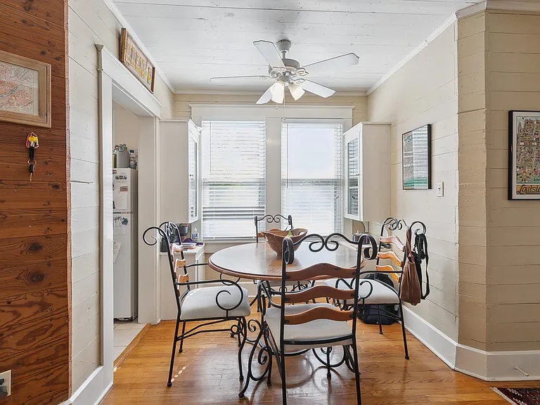 359 Ogden Dr — Photo 6