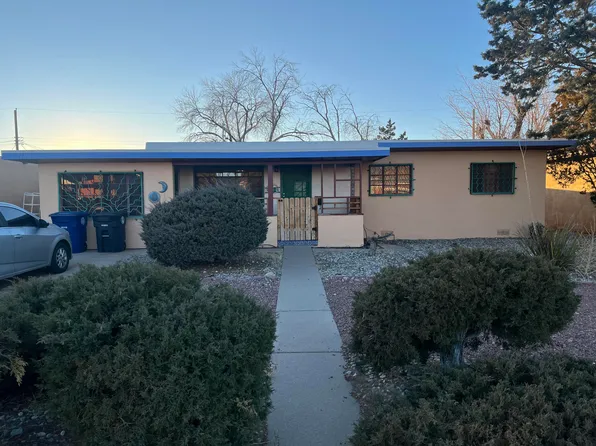 925 Dakota St SE, Albuquerque, NM 87108