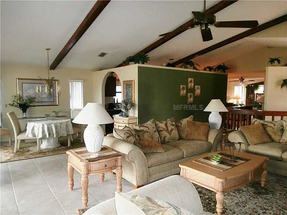 4th image of 7011 Country Club Dr