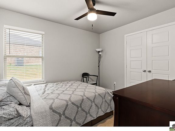 2nd image of 1734 Dryden Ave