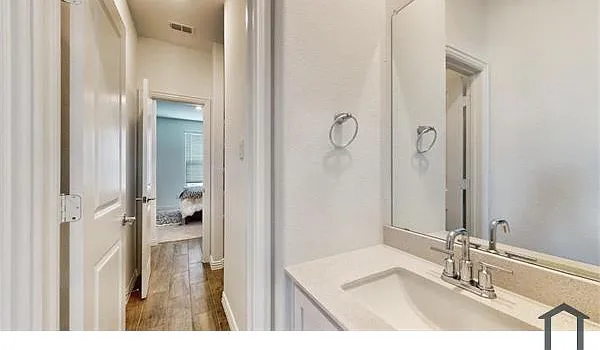 1210 Smoketree Ln — Photo 21