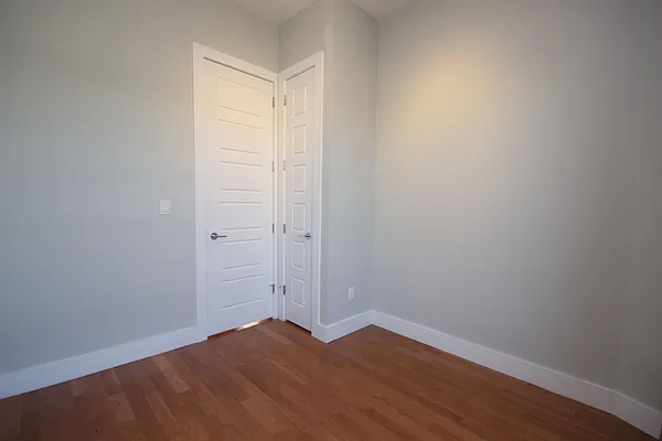 Rented by Nooklyn NYC LLC | media 17