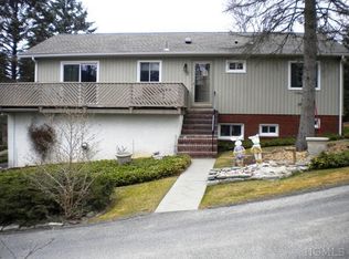 2 Pleasant View Rd, New Fairfield, CT 06812