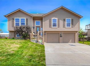 916 E 8th St, Kansas City, MO 64106