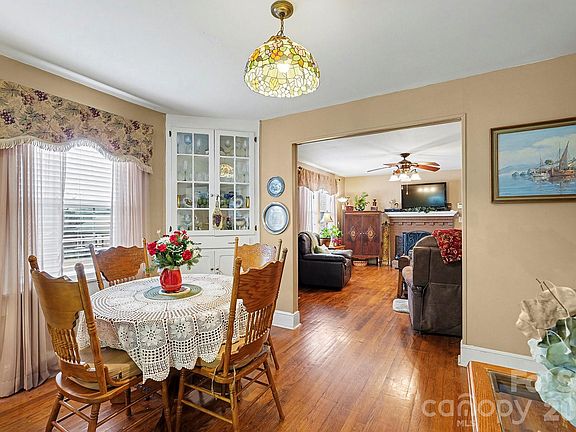 3rd image of 103 Westover Ave