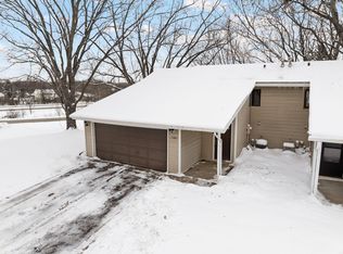 7888 Dunmore Rd, Woodbury, MN 55125