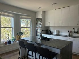 203 Carl St, San Francisco, CA