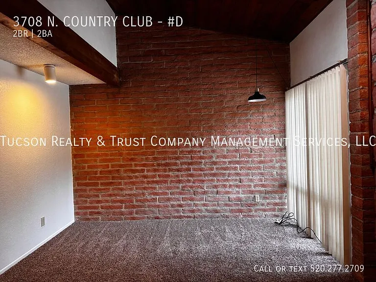 3708 N Country Club Rd #D — Photo 4
