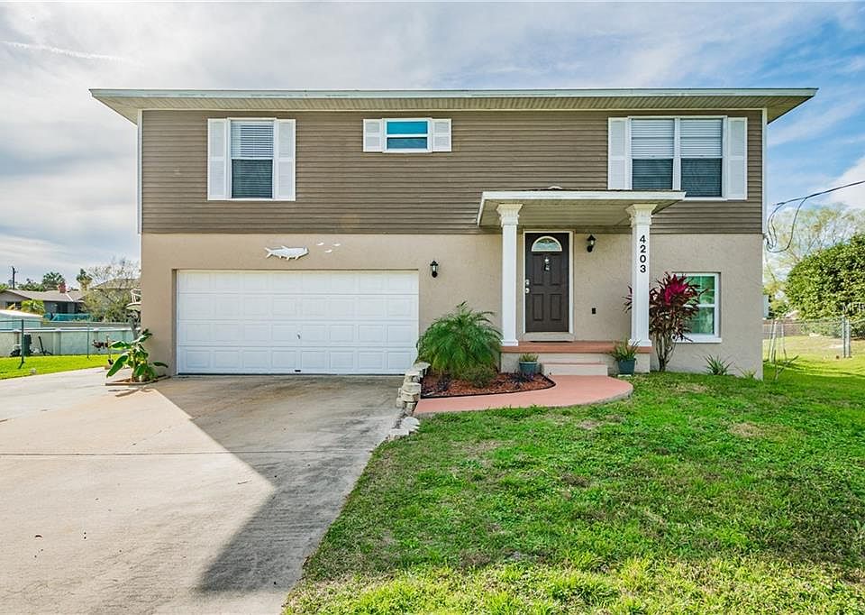 1st image of 4203 4th Avenue Dr W