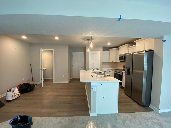 3rd image of 5709 NE Dawson Ln