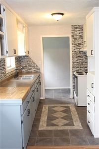 704 N Oklahoma Ave, Cement, OK, 73017