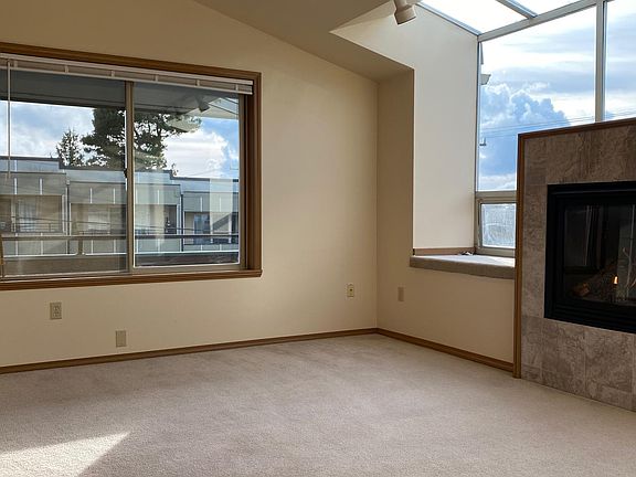 2nd image of 2760 NW 85th St #301