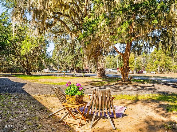 2nd image of 1973 Seaside Rd