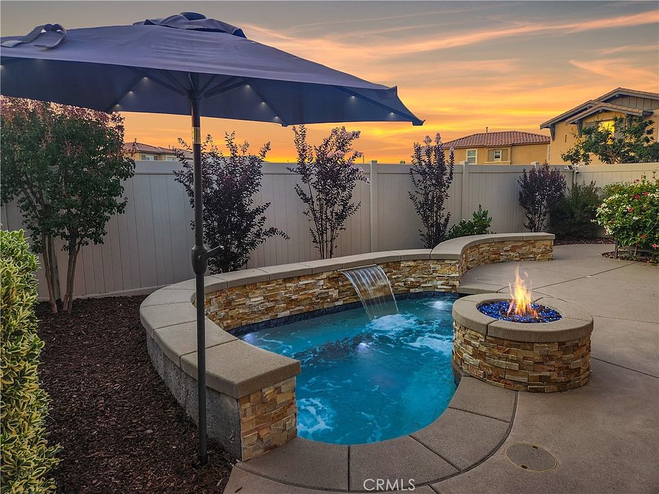 1st image of 38537 Windingwalk Dr