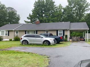 20310 Ivor Rd, Courtland, VA 23837