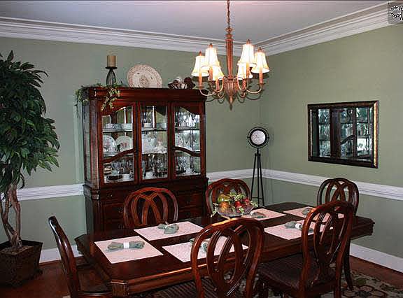 3rd image of 106 Heathfield Ct