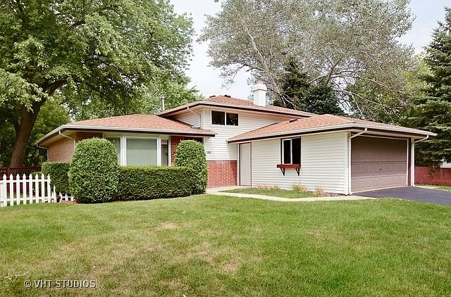 1st image of 9136 W 145th St