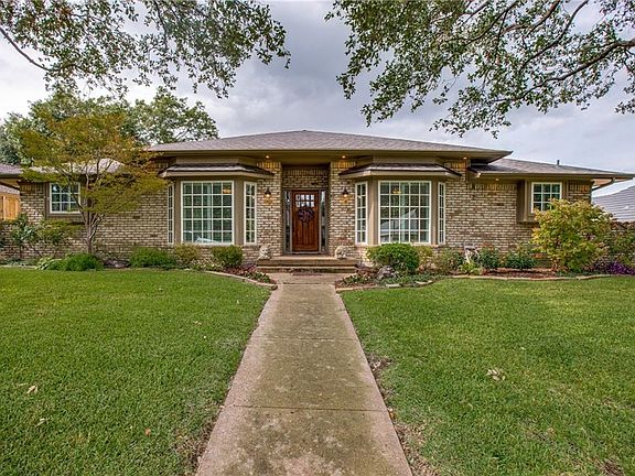 3rd image of 9045 Dunmore Dr