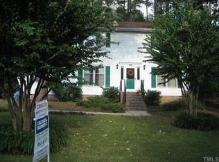 415 Tinkerbell Rd, Chapel Hill, NC 27517