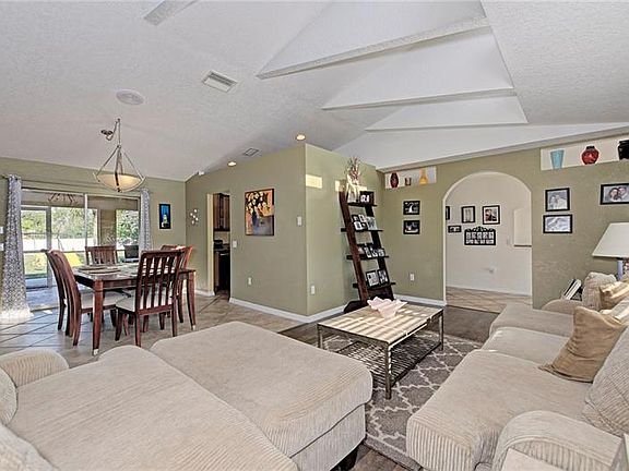 4th image of 873 Forest Hill Ln NW