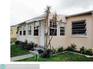 2430 Roosevelt St, Hollywood, FL 33020