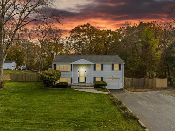 266 Vernon St, Bridgewater, MA 02324