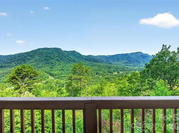40 E Valley View Dr, Marion, NC 28752