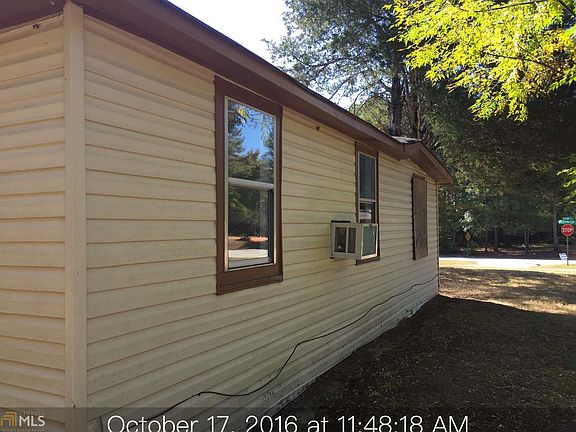 2nd image of 2102 Buchannan Cir NE