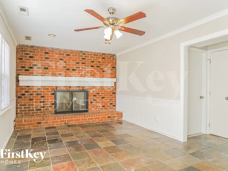 5318 Quail Meadow Dr — Photo 3
