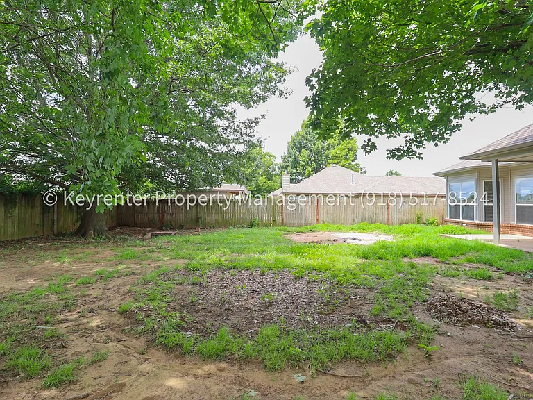 806 W 118th St S — Photo 42