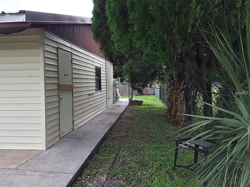 2nd image of 309 SW 12th St
