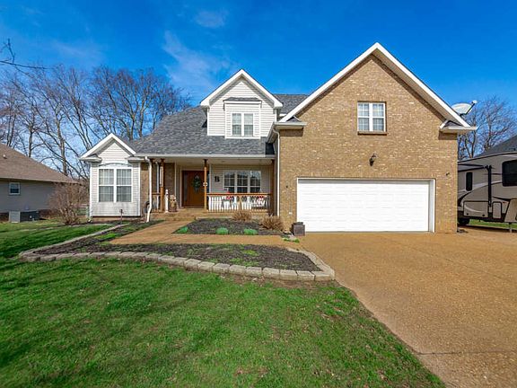 2nd image of 799 Isaac Dr