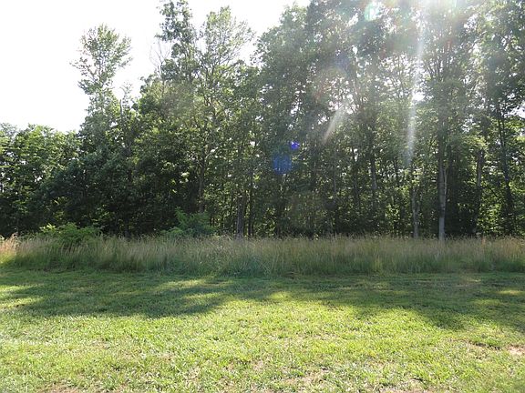 2nd image of 3 E Pointe Shore Dr